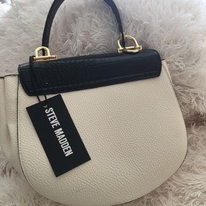 I do not wear purses was a gift